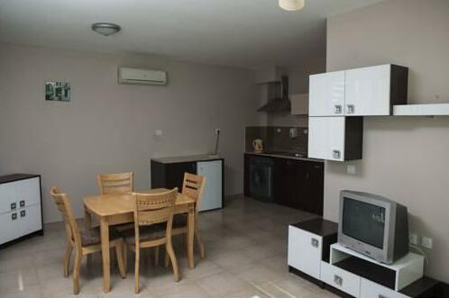 Kiara Apartments - Photo5