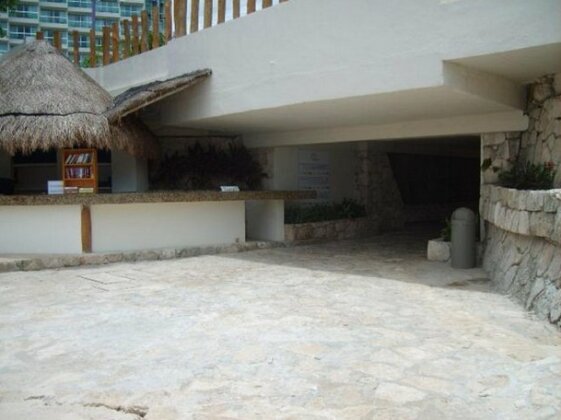 Roubin Hotel - Photo2