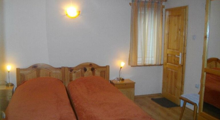 Hotel Four Seasons Samokov - Photo3