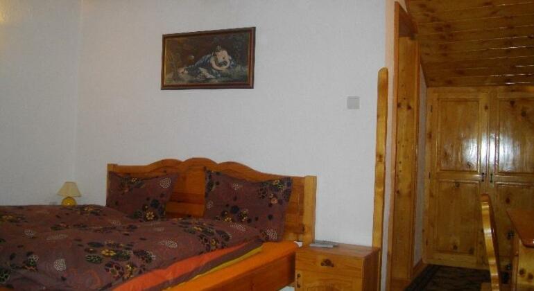 Hotel Four Seasons Samokov - Photo4