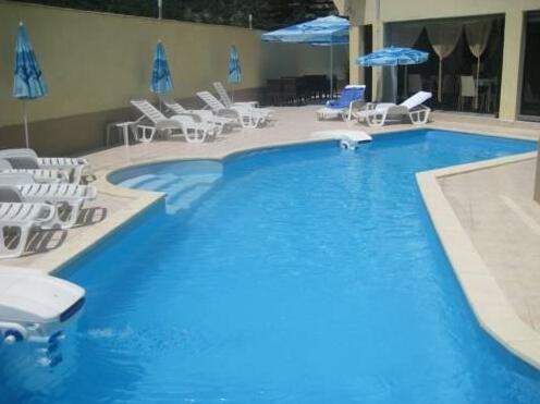 Alex Family Hotel - Photo2