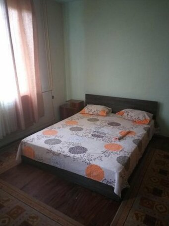 Apartment Lachevi