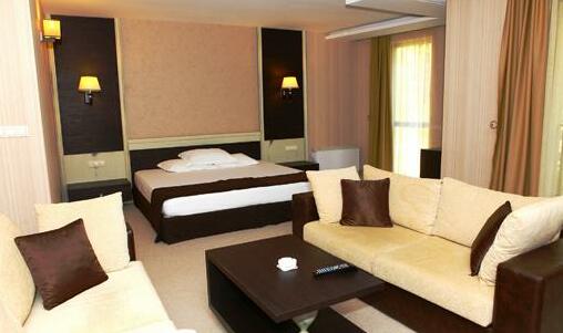 Family Hotel Edia - Photo2