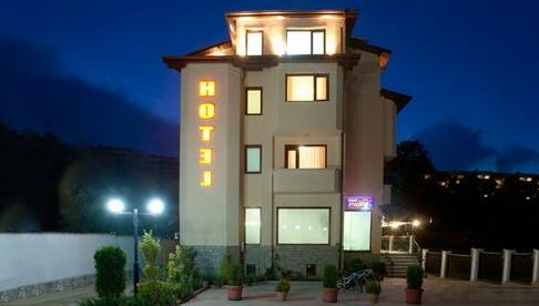 Prim Hotel - Photo2