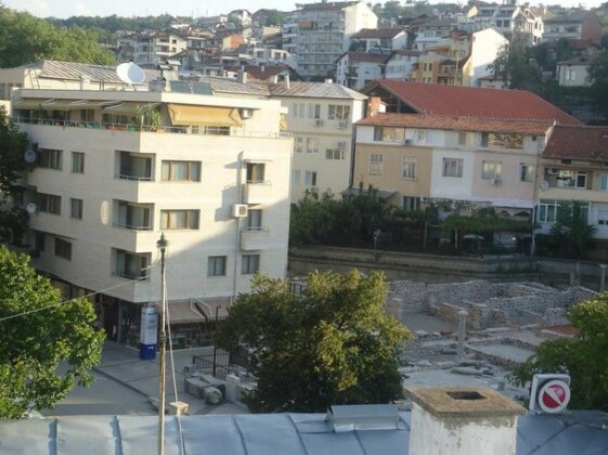 Thomas Palace Apartments - Photo2