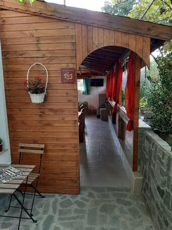 Father's House - Photo4