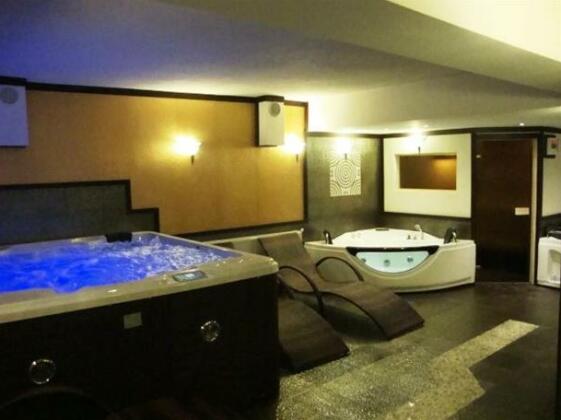 Hotel Via Lacus - Photo2