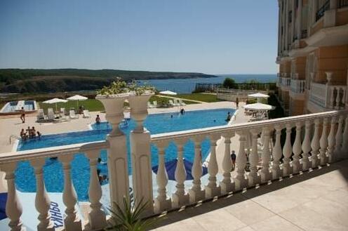 Apart Hotel Apolonia Palace - Photo2