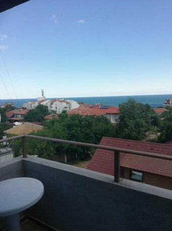 Krim Guest House - Photo4