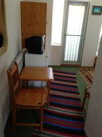 Villa Yana Guest Rooms - Photo4