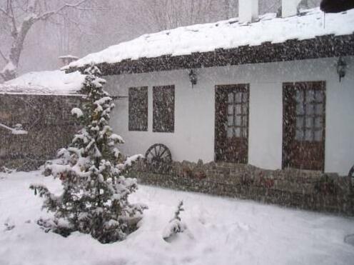 Skandaloto Family Hotel - Photo4