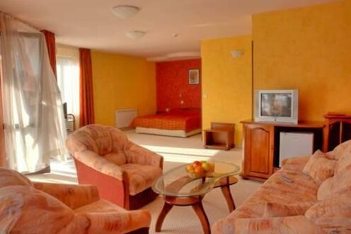 Hotel Kiparis Alfa - Photo4