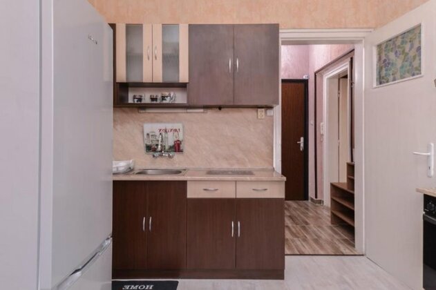 - Rakovski Street - Two Bedroom Spacious Apartment - Photo4