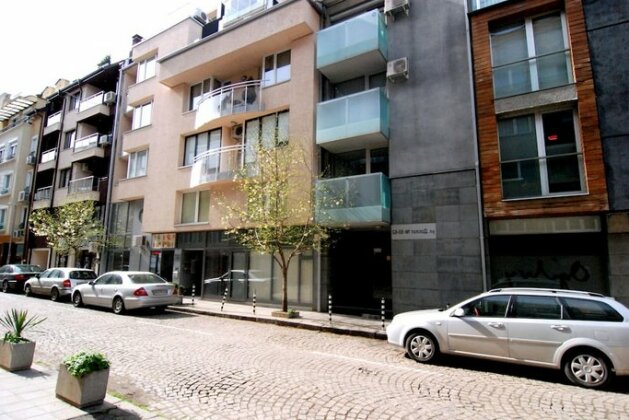 Baratero Terrasse Apartment + Free Parking
