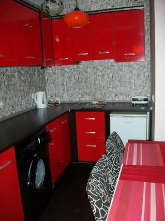 Black&Red Apartment - Photo5