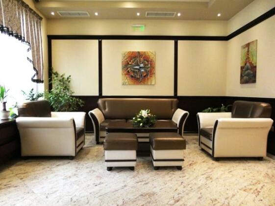 Favorit Hotel - Photo4