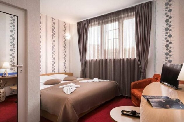 Hotel Central Point - Photo5