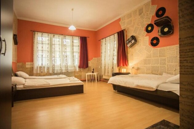 Italian House Rooms - Photo2