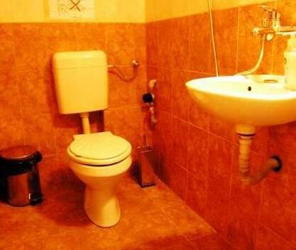 Ivani GuestRooms - Photo2