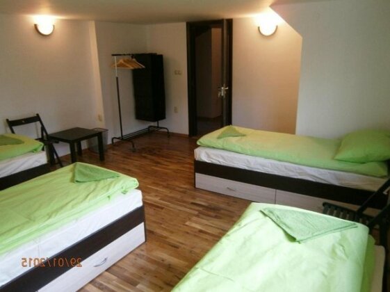 Ivory Tower Hostel - Photo3