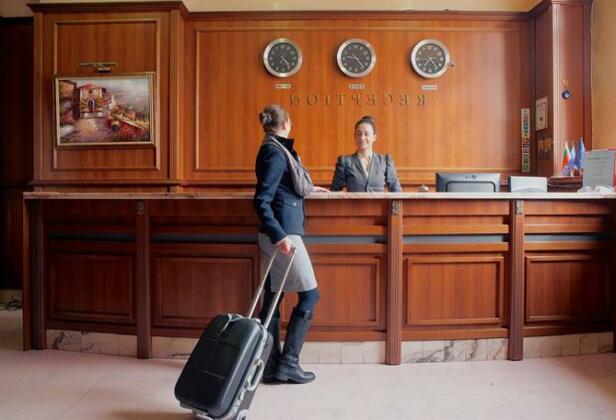 Maxim Hotel Sofia - Photo2