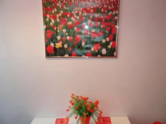Orange Flower Apartments 1 - Photo3