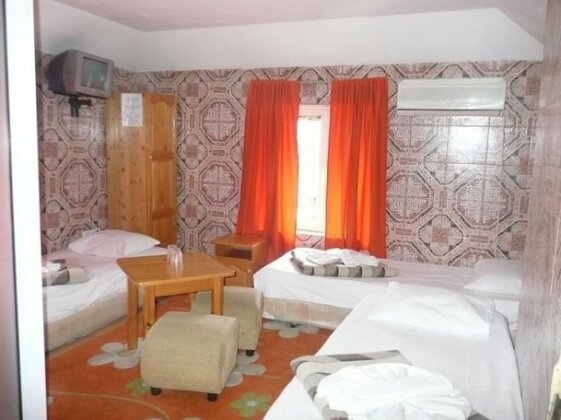 Shans 2 Hotel - Photo2