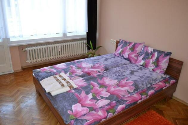 Sofia Flats - Photo5