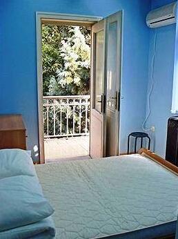 Sofia Guesthouse - Photo2
