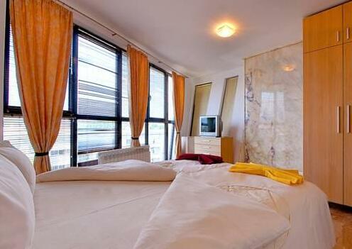 Venice 2 Apartment - Photo3