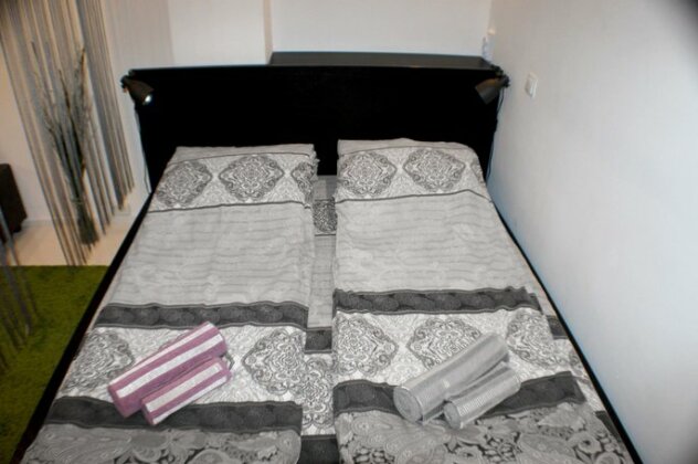 Vitosha SofiaStyle Apartment - Photo5