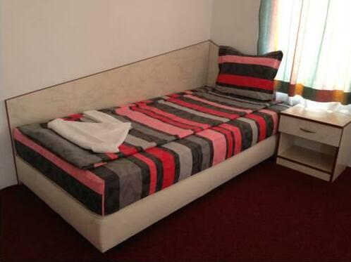 Edelweiss Family Hotel - Photo4