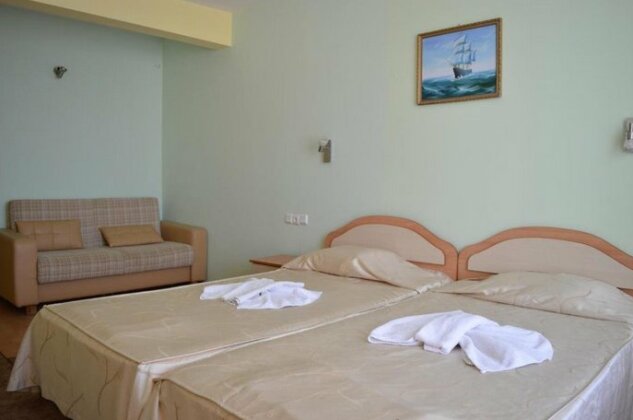 Family Hotel Coral - Photo3