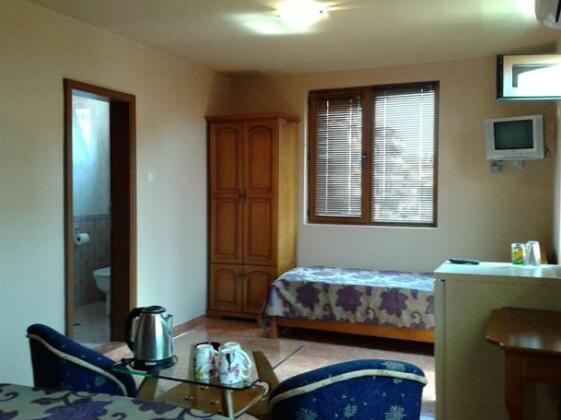 Hotel Chuchulev - Photo4