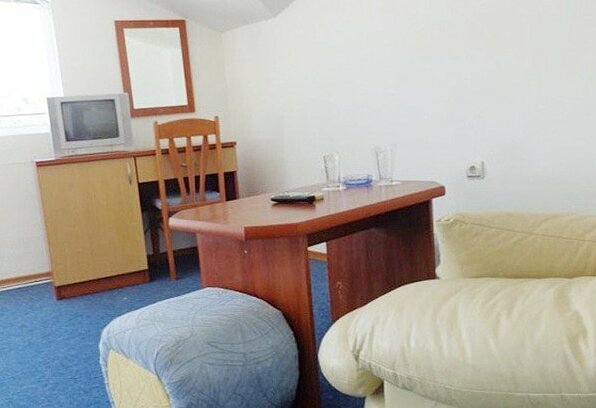 Poseidon Family Hotel - Photo3