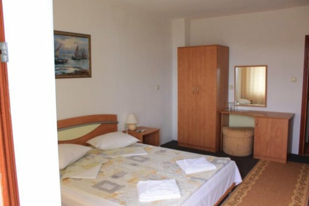 Prestige Guest House Sozopol - Photo4