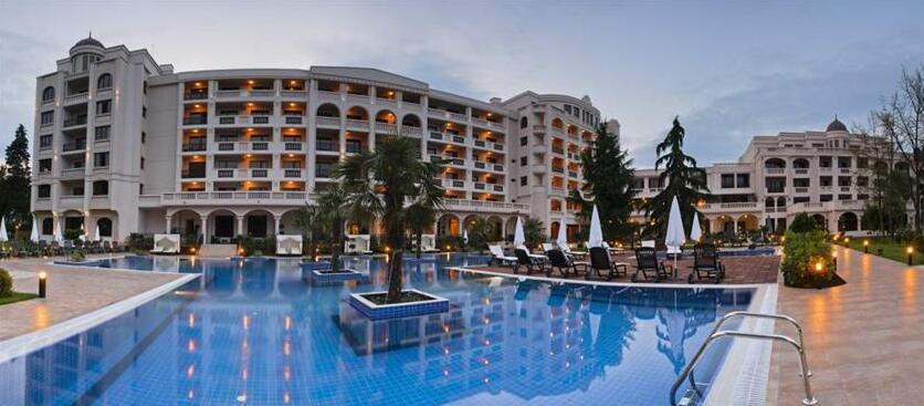 Grand Hotel & Spa Resort Primoretz - Photo2