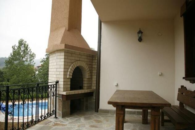 Sinabovite Houses - Photo3