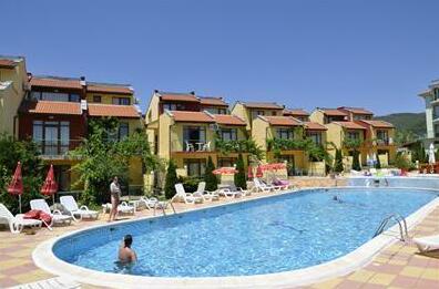 Hotel Yalta - Photo3