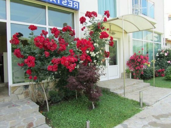 Nushev Hotel - Photo2