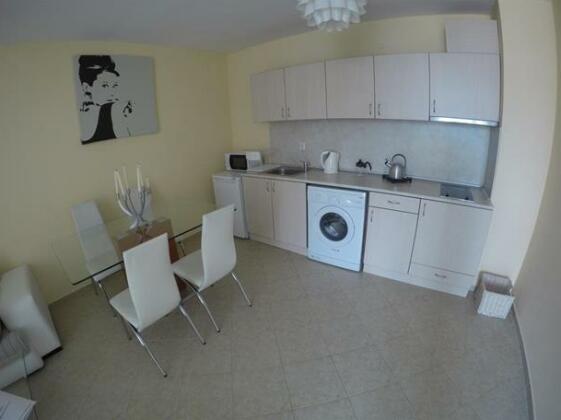 VP Apartment in Karolina Complex - Photo4