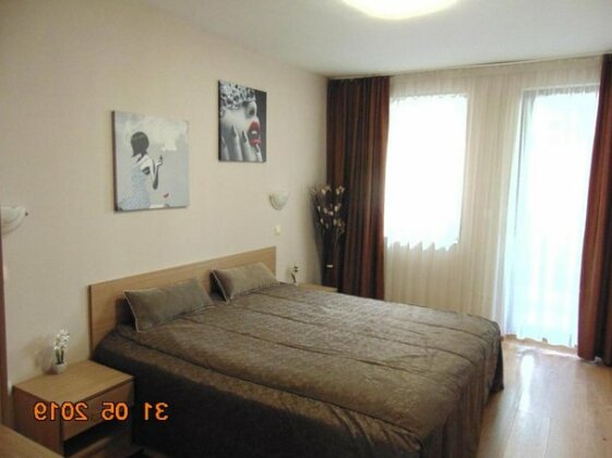 Apartment Complex TOP - Photo4