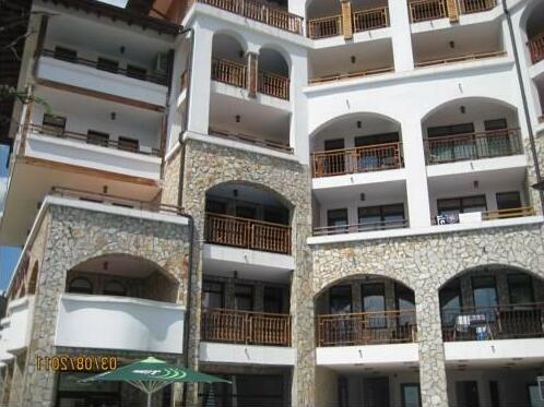 Dom-El Real Apartments in Etara 3 Complex - Photo2