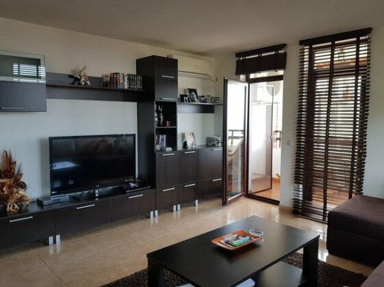 Etara 3 ApartComplex - Photo3