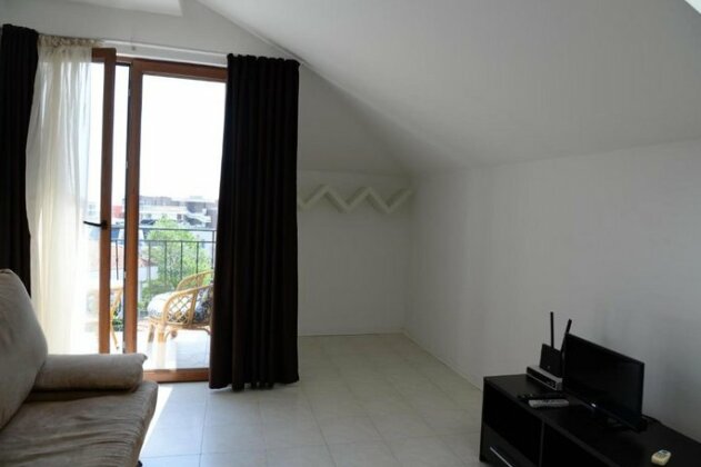 Private Apartment Triumph - Photo5