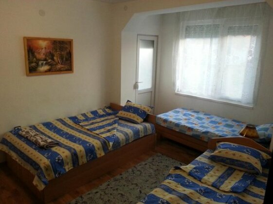 Guest House Dimova - Photo3