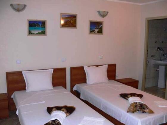 Versai Hotel - Photo5