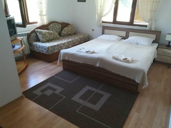 Guest House Rossy - Photo5