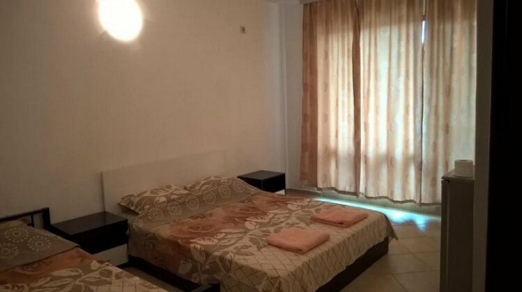 Tangra Guest House - Photo4