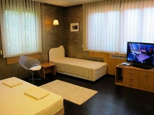 Central Lux Apartment Varna - Photo4